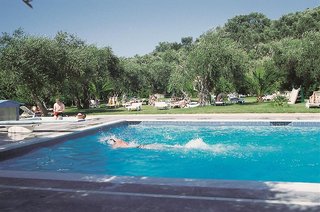 nefeli hotel