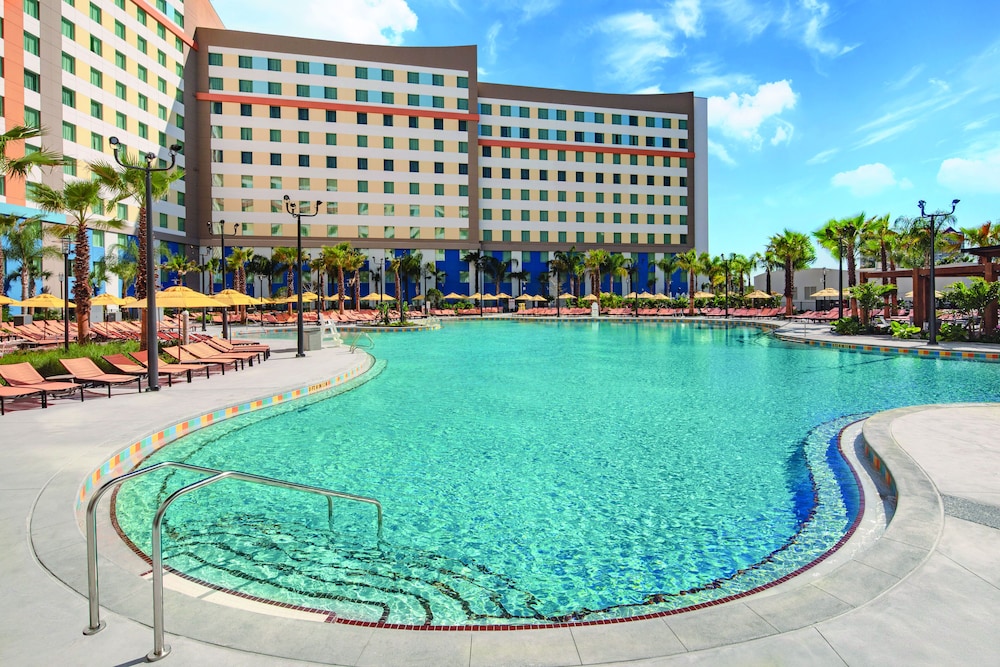 universals endless summer resort dockside inn and suites