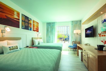 universals endless summer resort dockside inn and suites