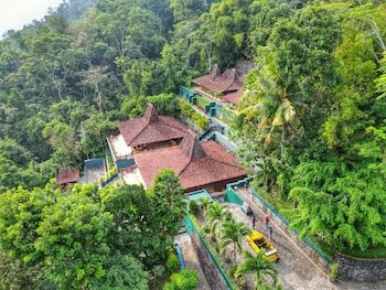 villa borobudur resort