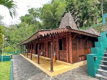 villa borobudur resort