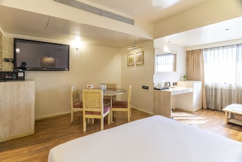 infiniti hotel and spa