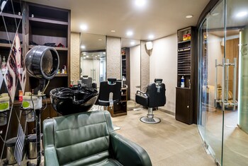 infiniti hotel and spa