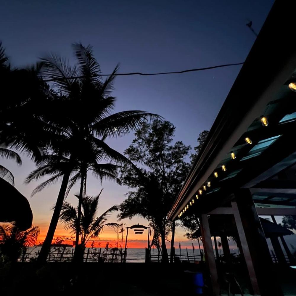 gustavs place silver beach dive resort