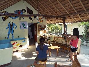 gustavs place silver beach dive resort