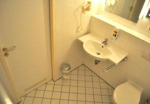 trip inn hotel minerva