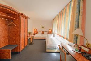 trip inn hotel minerva