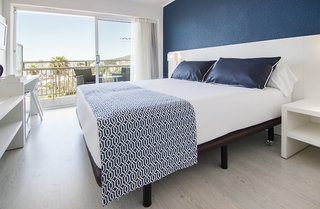 catalonia del mar adults only