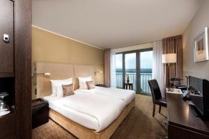 elaya hotel hamburg finkenwerder