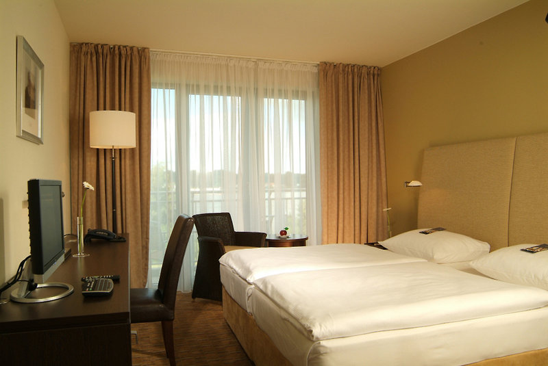 elaya hotel hamburg finkenwerder