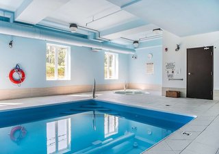 Quality Inn Orleans,Ottawa>>Orleans,3 star