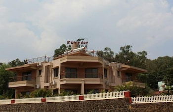 mahinder inn bungalow