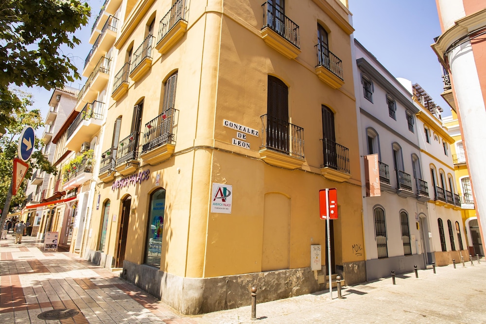 hostal san francisco