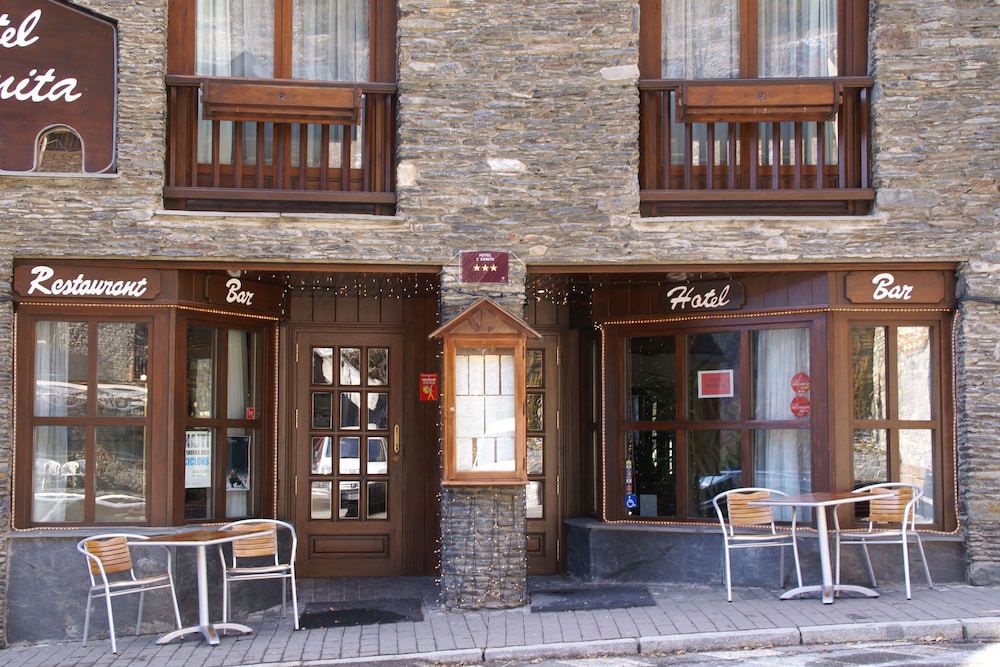 hotel lermita bandb