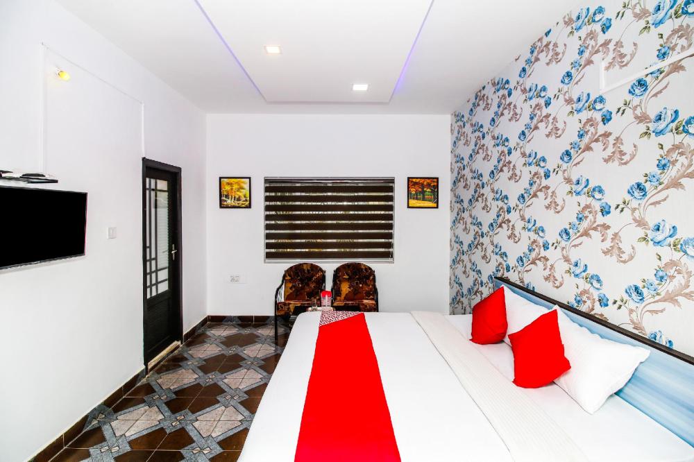 oyo 37233 white residency