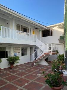 Red Ground Village,Barrio Tablitas>>San Andres,2 star