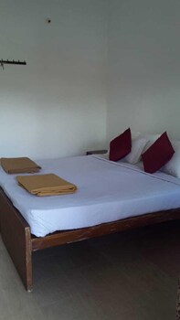 Safari Land Resort,,2 star