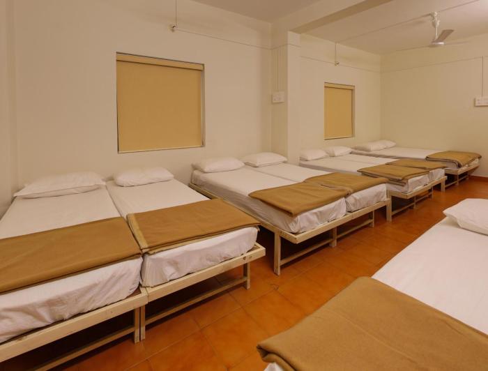 hotel parag deluxe lodging