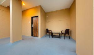 Hotel Parag Deluxe Lodging,India>>Kolhapur,1 star