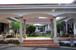 Centre Court B & B,Durban North>>Durban,4 star
