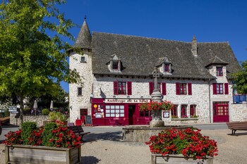 auberge de la tour