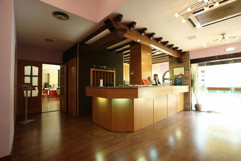 el aguila hotel