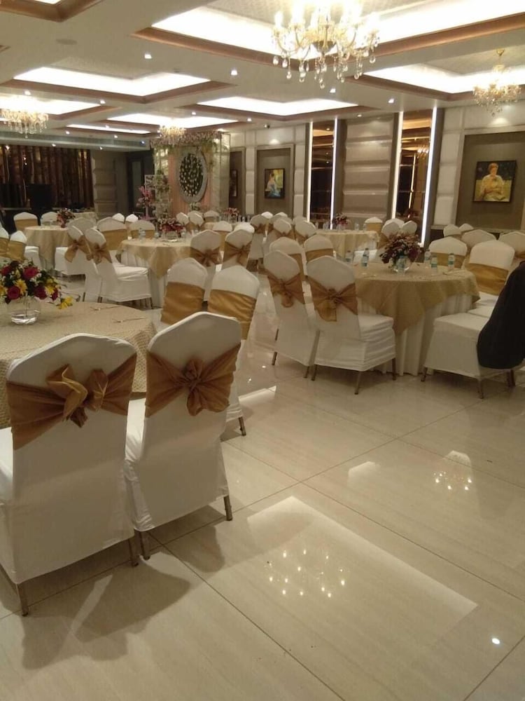 hotel aagaaz for luxury stay and celebration