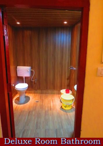 durgesh hillock resort