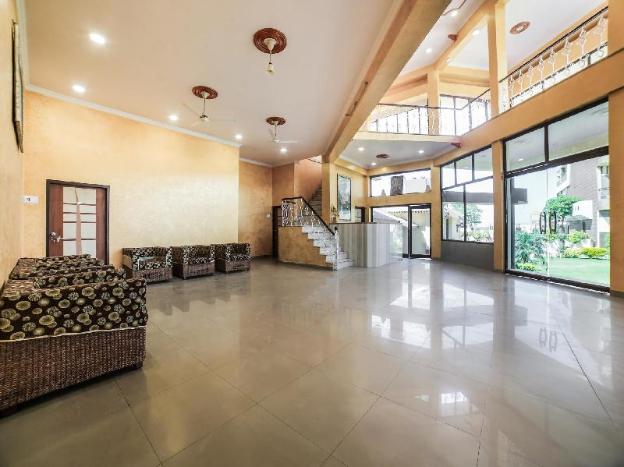 hotel royal amar