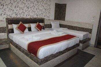 hotel royal amar