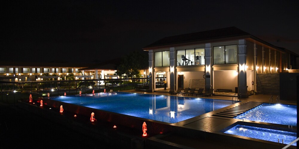 spoorti resort and club