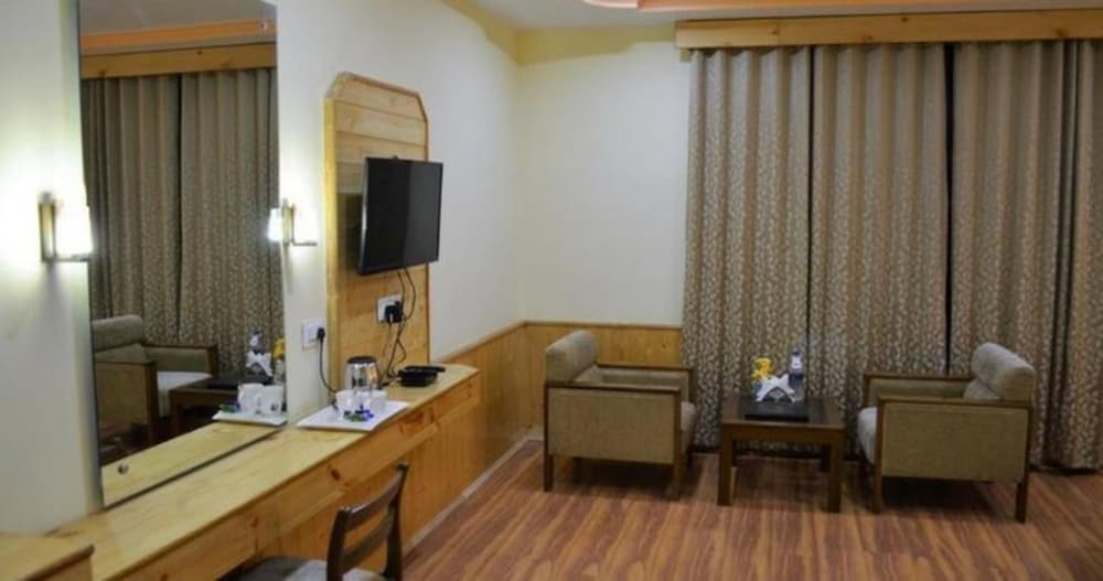 gezellig inn vardhan hills