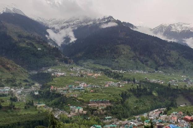 gezellig inn vardhan hills