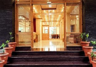 gezellig inn vardhan hills