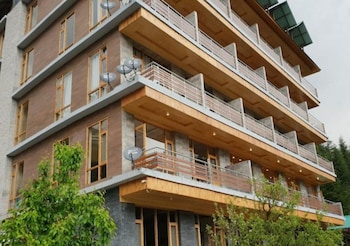 gezellig inn vardhan hills