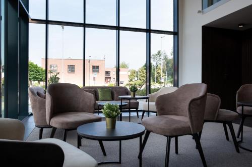 in2 the boardinghouse