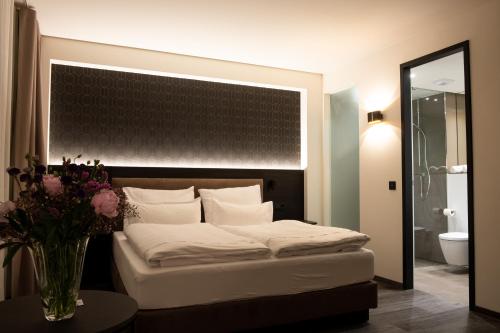 in2 the boardinghouse