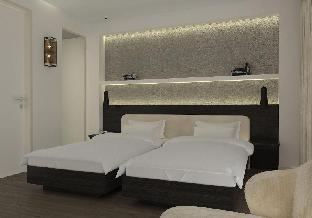 in2 the boardinghouse