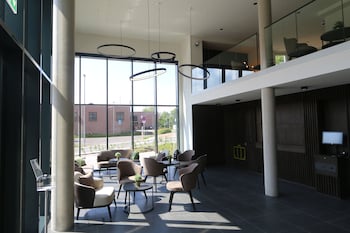 in2 the boardinghouse