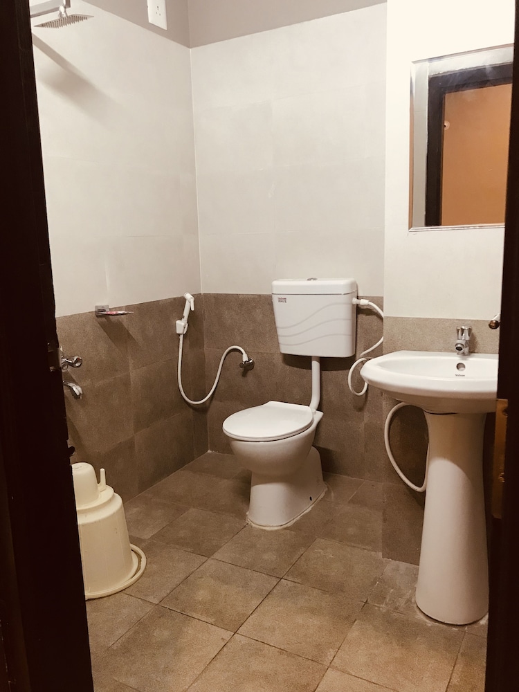 sharada residency hostel