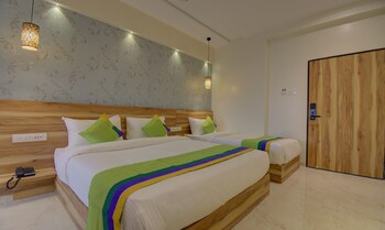 hotel amisha international
