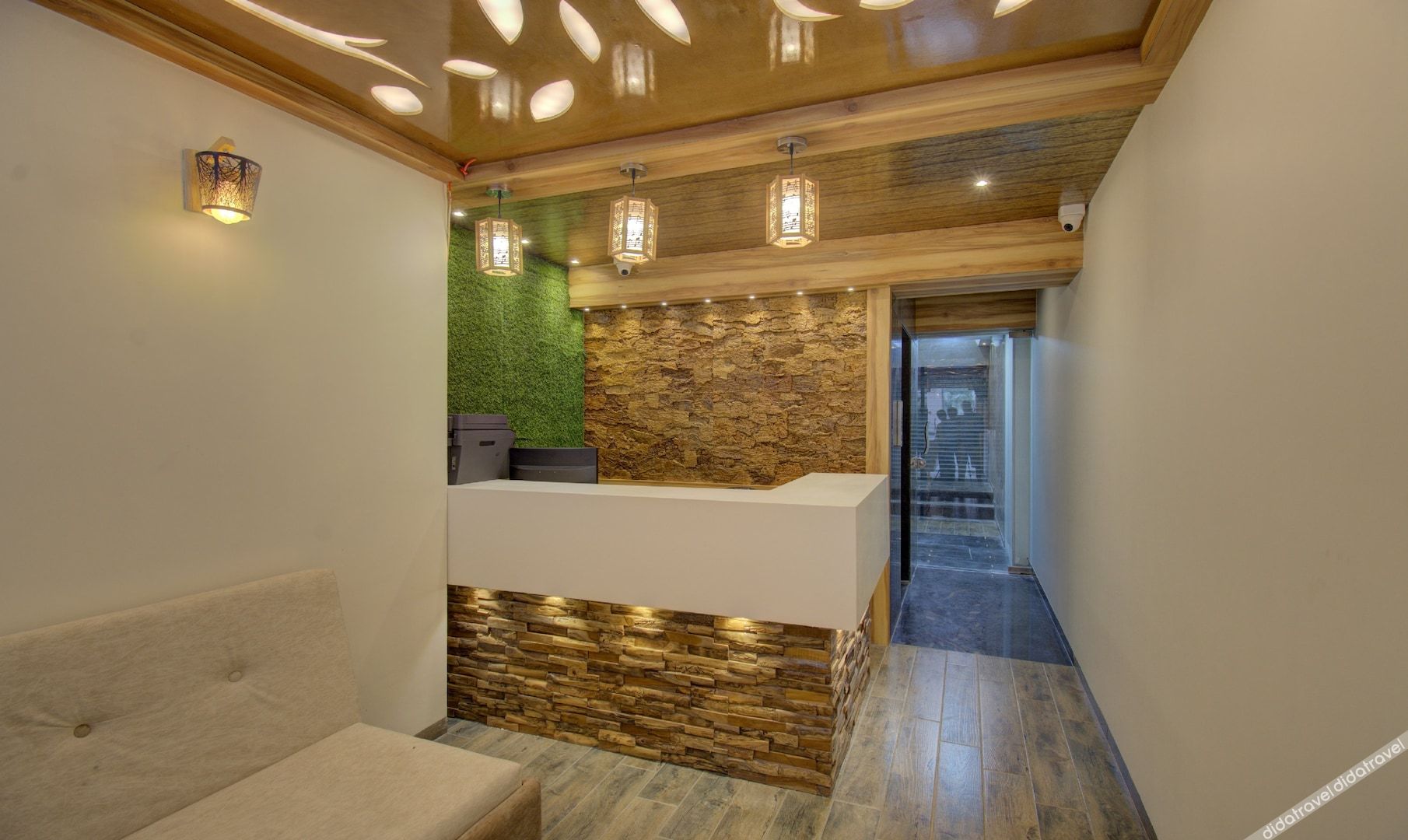 hotel amisha international