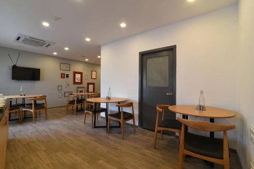 super townhouse royapettah near u s consulate