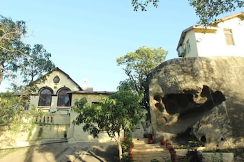 royal heritage lake view resort