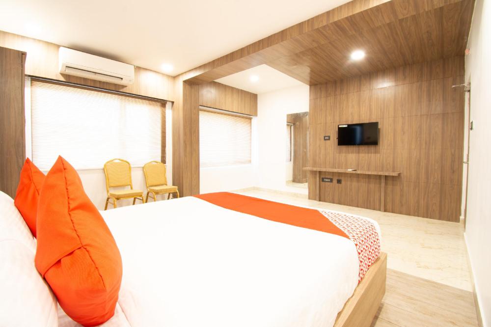 v hotel by oyo rooms