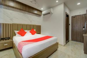 v hotel by oyo rooms
