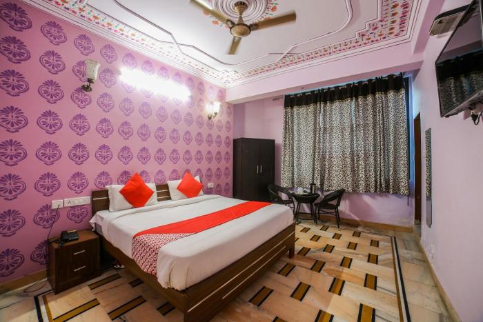 hotel white palace