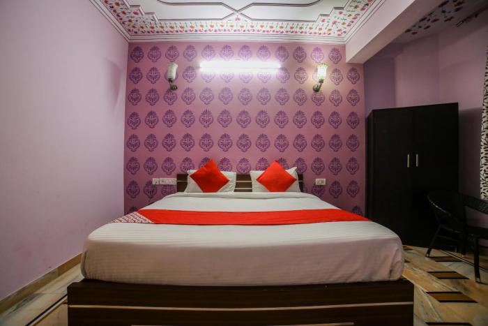 hotel white palace