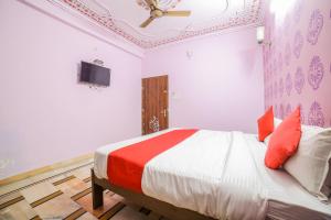 hotel white palace