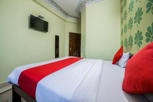 hotel white palace
